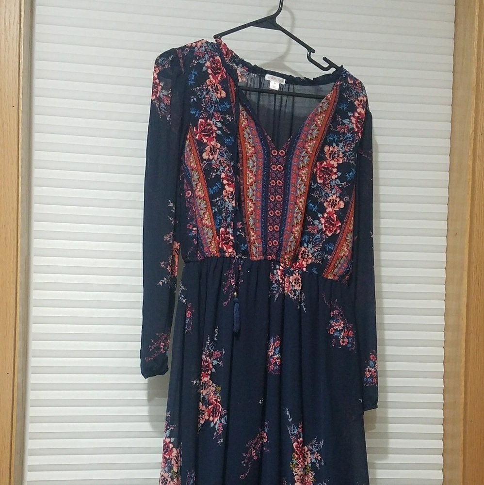 NEVER WORN maxi dress